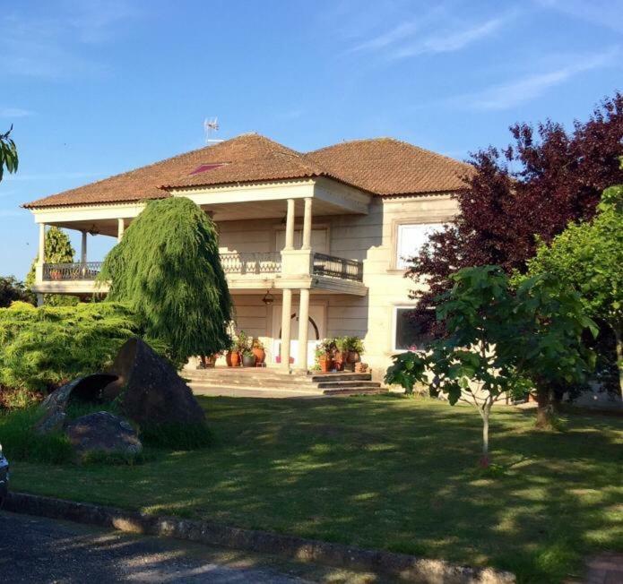 Villa Las Camelias Villanueva De Arosa Exteriér fotografie